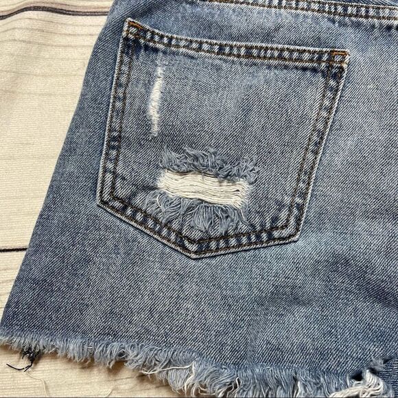 Just USA Womens Cut Off Jean Shorts Size Medium Denim Distressed Frayed Hem - Picture 7 of 10